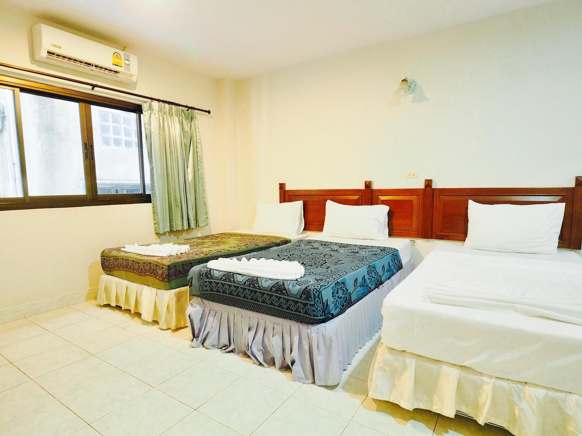 Готель Sawasdee Mansion Patong Екстер'єр фото